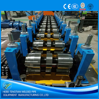 Automatyczna maszyna do formowania na zimno Maszyna do cięcia hydraulicznego U Purlin Shape ISO9001