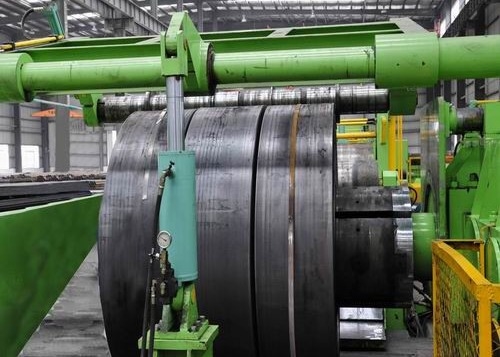 Maszyna do cięcia stali CNC 1600 × 6 mm Maszyna do cięcia wzdłużnego stali 50 m / min