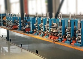 Maszyna do mielenia rur ze stali węglowej o średnicy 2,5 mm Linia do produkcji rur stalowych 30 mm / min