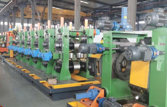 380v Erw Tube Mill Machine Production Line Wysoce wydajna maszyna do spawania i formowania
