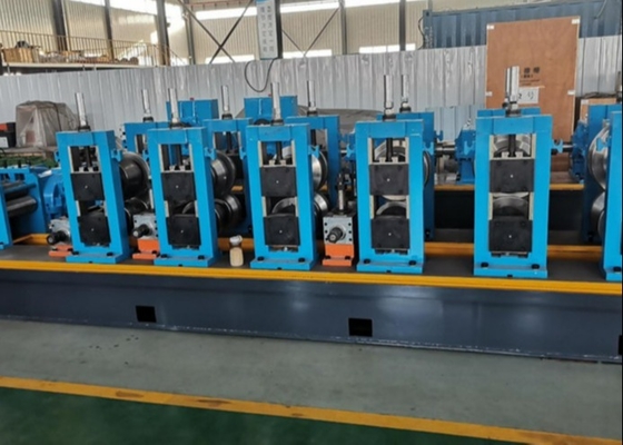 Linia do produkcji niebieskich rur spawanych 90 m / min Rozmiar 20 * 20-60 * 60 mm Młyn do rur kwadratowych