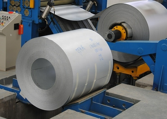 Wydajna maszyna do cięcia stali do cewki o średnicy wewnętrznej 450-550 mm sterowana przez PLC