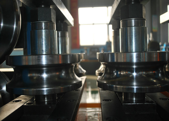 Fabryczna automatyzacja maszyn do produkcji rur MS o dużej szybkości, wysokiej jakości młyn rurowy