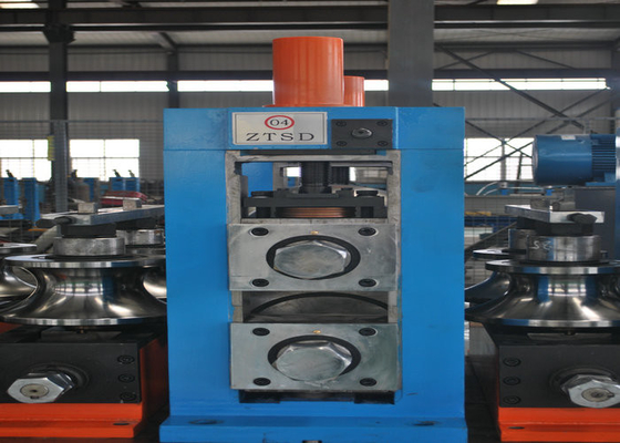 Węglowa stalowa linia spawania rur ERW Mill, 21 - 63 mm