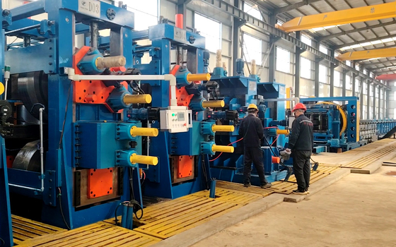 W pełni automatyczna maszyna do produkcji rur Frezowanie piły na zimno Elastyczna regulacja