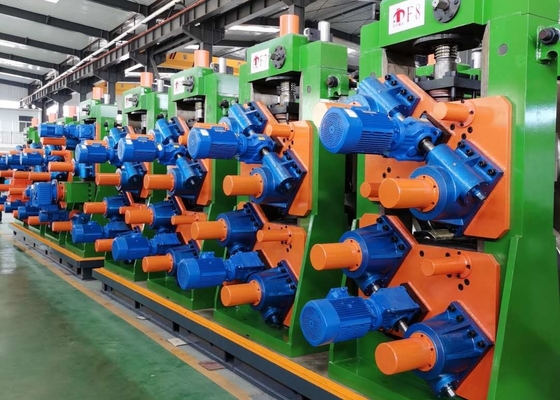 Łatwe do regulowania rozmiar Max 219mm 50M / Min Production Line Steel Pipe