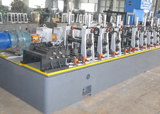 Maszyna do produkcji rur stalowych o wysokiej częstotliwości Cnc 12mm MS Tube Mill Machine