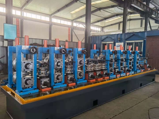 W pełni automatyczna wytwórnia rur ERW do rur stalowych 300x300mm