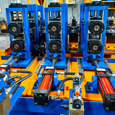 Młyn do rur spawanych o wysokiej częstotliwości ERW do rur ze stali nierdzewnej ze stali węglowej