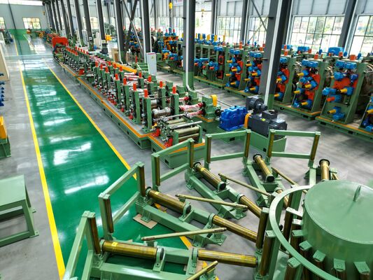 273mm ERW Rurociąg z poziomym akumulatorem