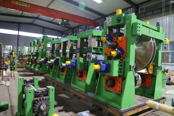 200F Stal węglowa Wysokiej częstotliwości ERW Rura produkcyjna Wysokiej częstotliwości spawana linia produkcyjna rur