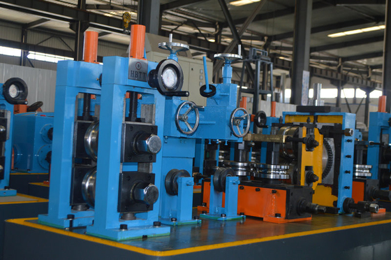Automat spawalniczy ERW Młyn do rur HG32 Maszyna do formowania rur o mocy 300 kW